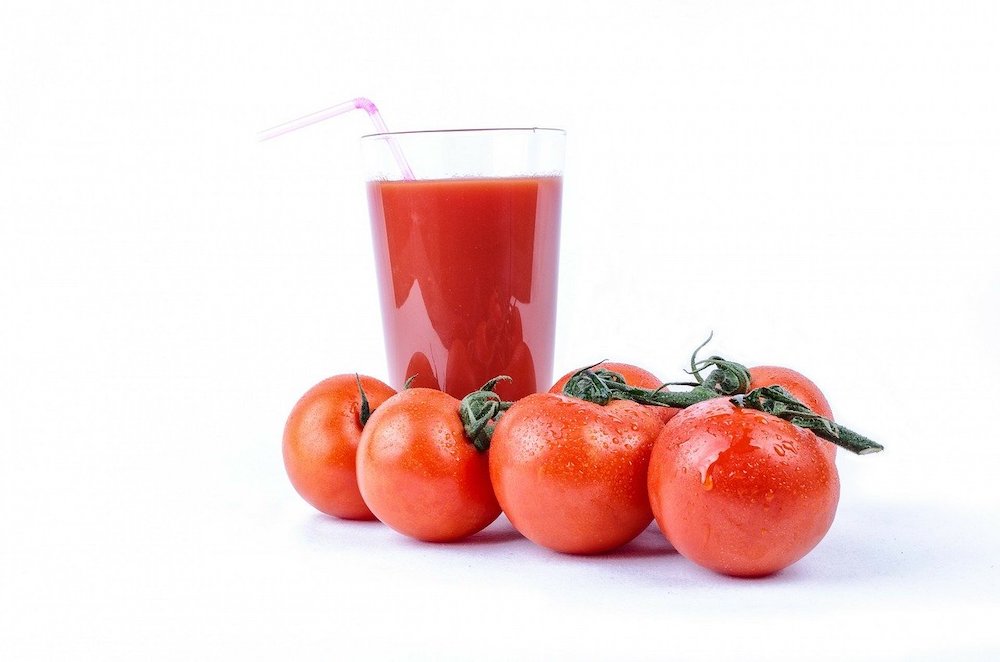 トマトジュースは体に良い？メリットについて